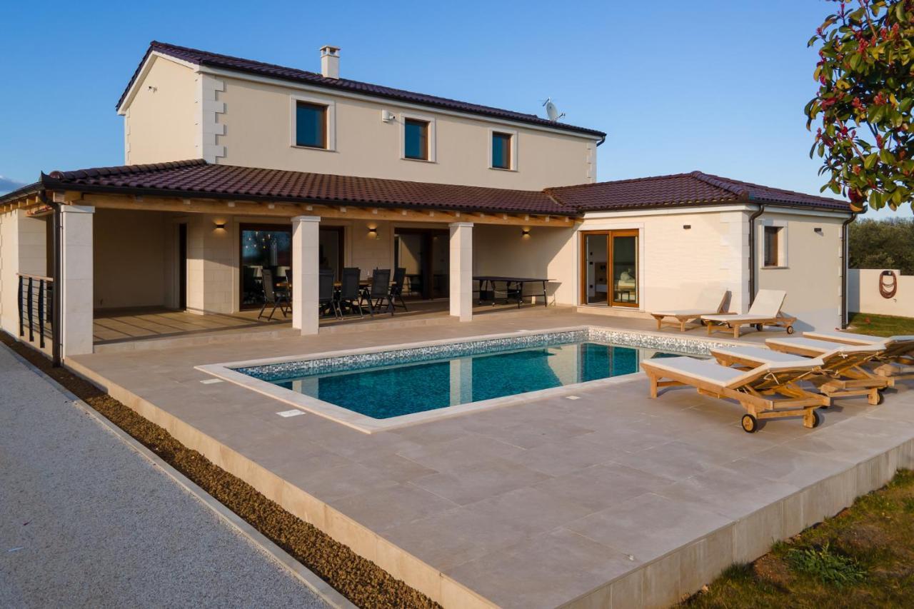 Villa Lydia Marcana Exterior photo